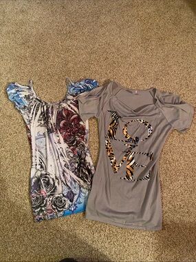 Multiples Gray Short Sleeve Top with Leopard LOVE Graphic